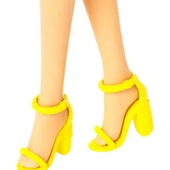 Fashionista con 4 Modas><noscript><img width=