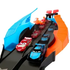 Cars Night Racing Pista que Brilla en la Oscuridad>Disney Clearance