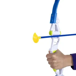 Arco y Flechas><noscript><img width=