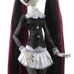 Muñeca Draculaura en Blanco y Negro con Pósteres><noscript><img width=