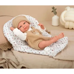 Muñecas Arias Elegance Cris Beige con Saco de Dormir><noscript><img width=